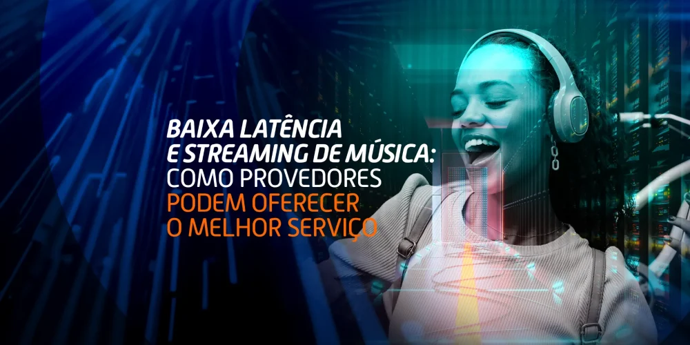 Mulher sorrindo com fone de ouvido e fundo digital com servidores, representando experiência de streaming com baixa latência
