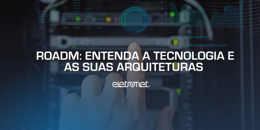 dedo de uma pessoa prestes a mexer e configurar um servidor
