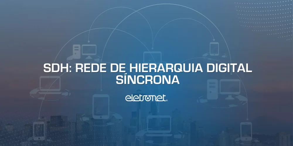 Ícones de computadores interconectados sobre a imagem de uma cidade, representando o transporte de dados de uma rede SDH.